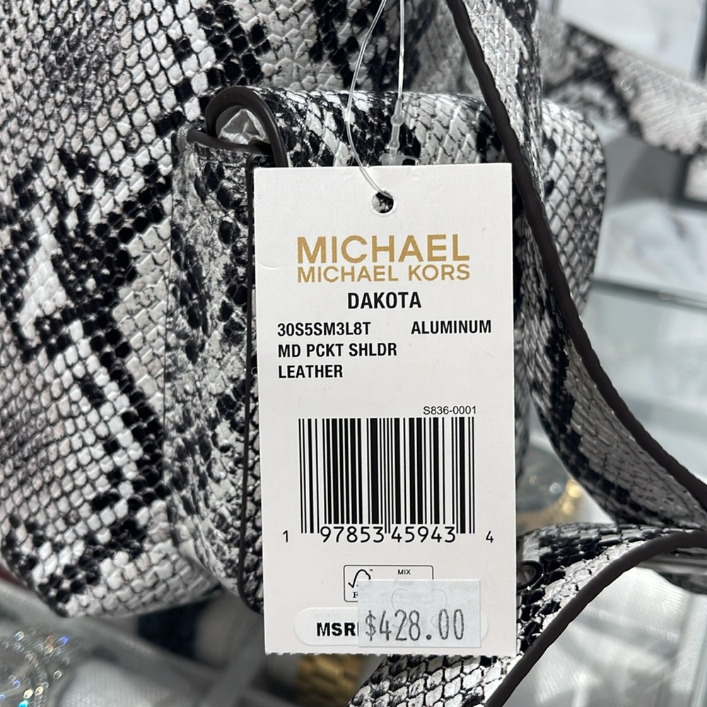 MICHAEL KORS Dakota Medium Snake Embossed Leather Pocket Shoulder Bag
ALUMINUM - Picture 10 of 16